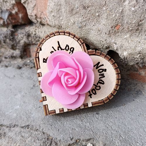 Szív alakú mini rózsa box - Rózsaszín rózsával